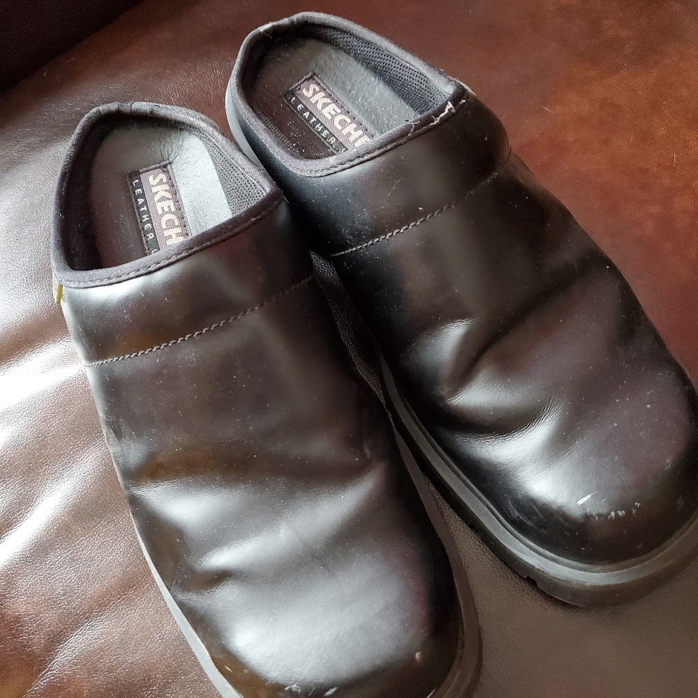 Skechers slip on shoes for men chunky sole